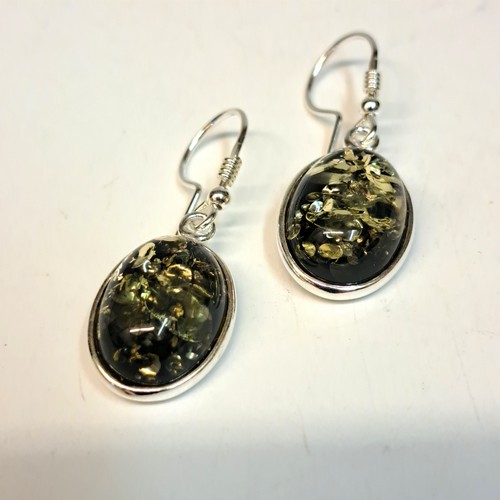 Click to view detail for  HWG-2427 Earrings, Oval Green $50